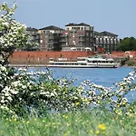 ホテル Rheinpark 4*