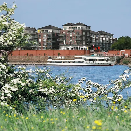 Hotel Hotel Garni Rheinpark Rees 4*