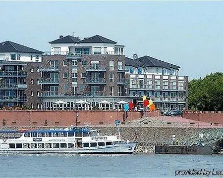 Hotel Garni Rheinpark Rees Hotel 4*