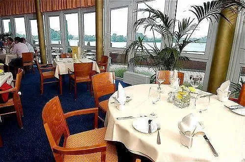 Hotel Rheinpark